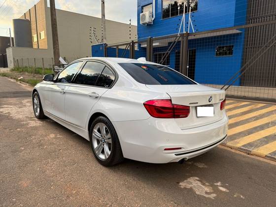 BMW 320i 2.0 SPORT 16V TURBO ACTIVE FLEX 4P AUTOMÁTICO BMW 320i 2.0 SPORT 16V TURBO ACTIVE FLEX 4P AUTOMÁTICO